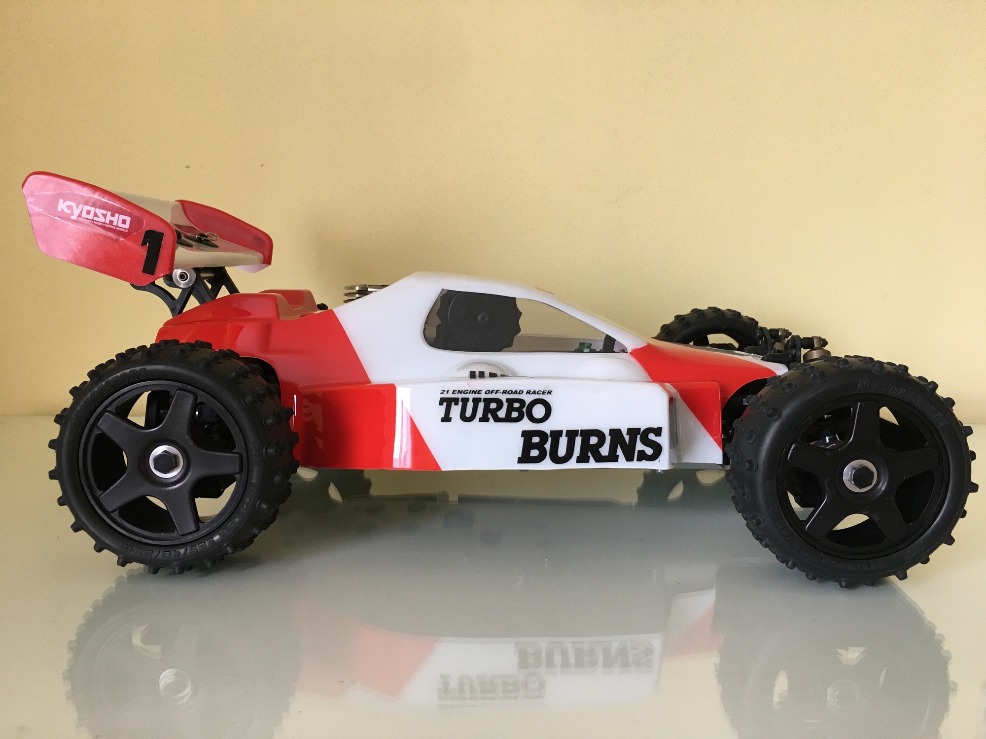 Tamiya Schumacher Vintage Kyosho Turbo Burns 
